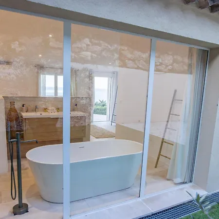 Superbe Villa, Incroyable Vue Mer, Piscine Chauffee, Climatisee 圣马克西姆